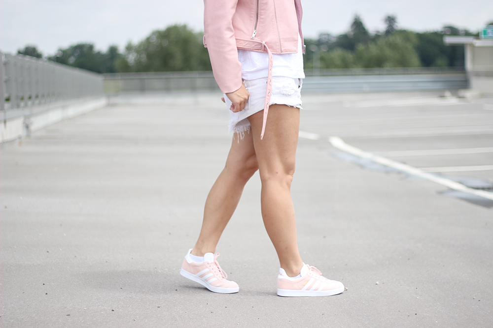 adidas gazelle rose femme porté